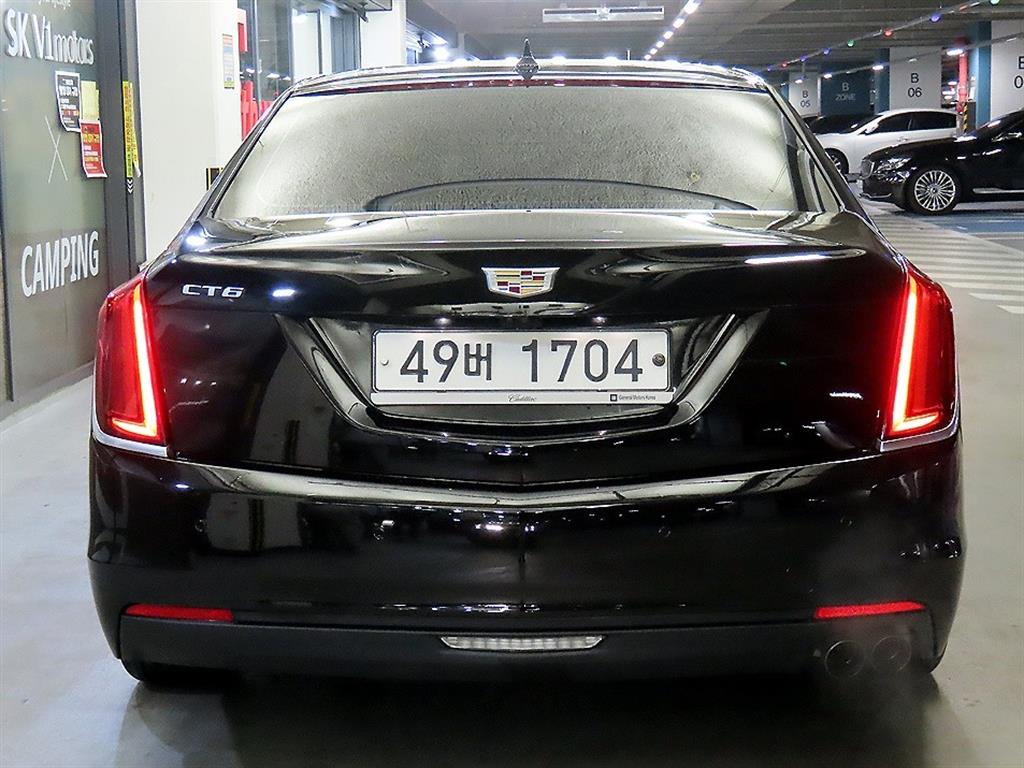Cadillac CT6 - Vista 5
