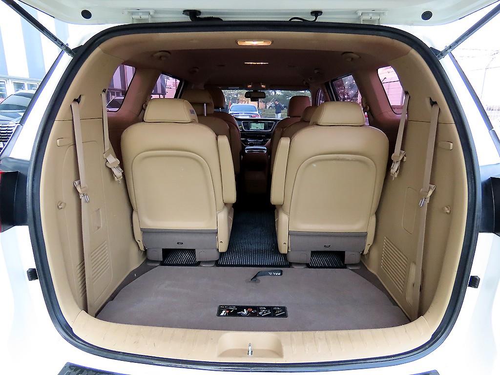 KIA Carnival 2016 Blanco - Importación desde Corea - HF Imports Iquique - Foto 18