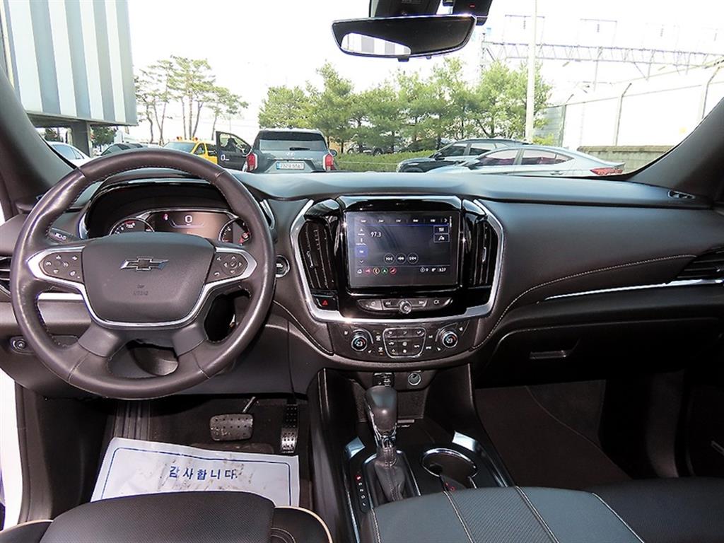 Chevrolet Travers - Vista 7