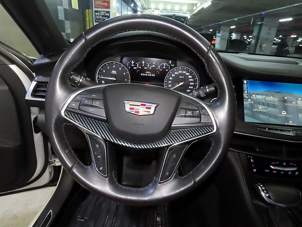 Cadillac CT6 - Vista 8