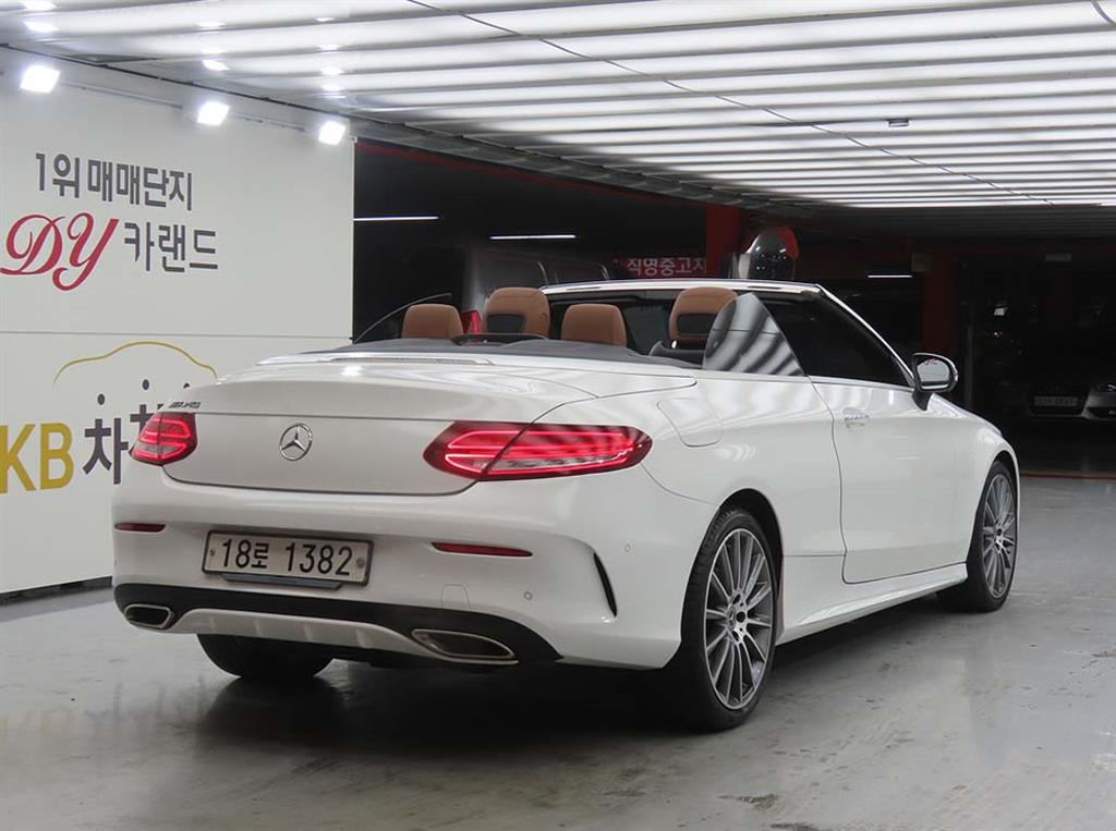 Mercedes Benz C Class - Vista 6