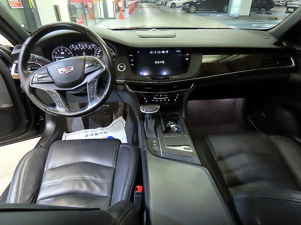 Cadillac CT6 - Vista 10