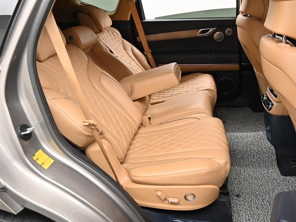 Genesis GV80 - Vista 12