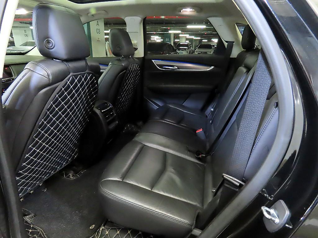 Cadillac XT5 - Vista 7