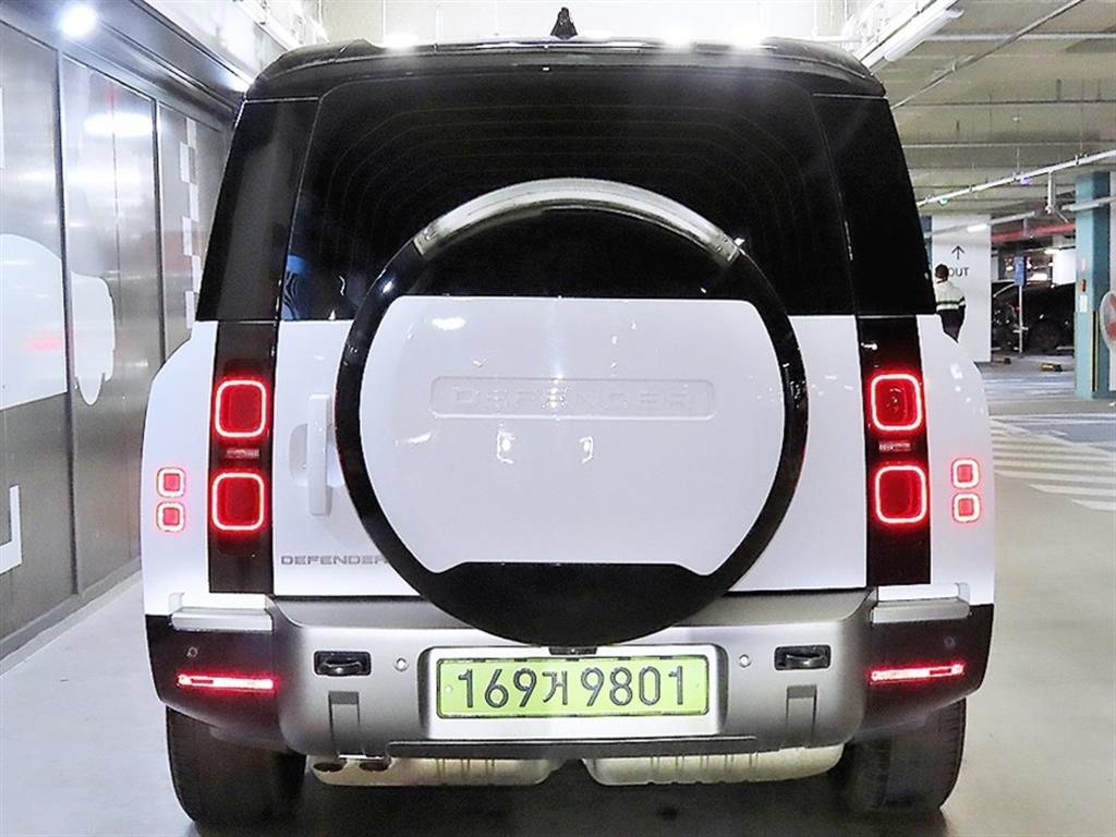 Land Rover Defender - Vista 5