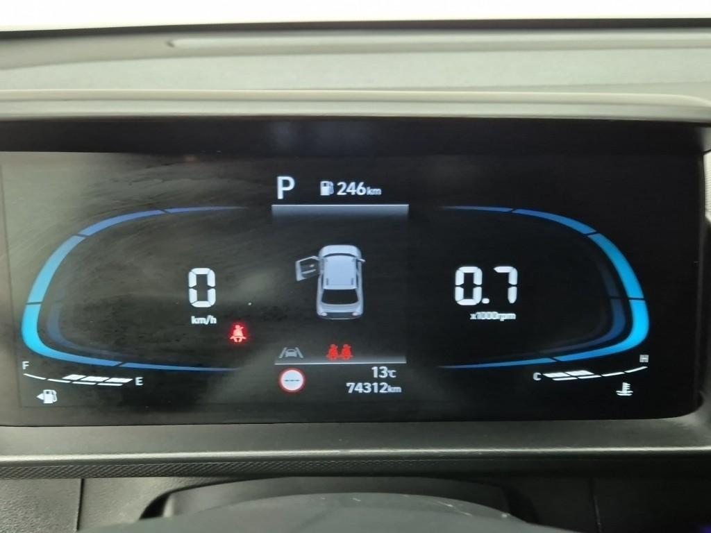 HYUNDAI Casper - Vista 6