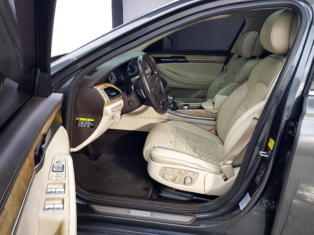 Genesis EQ900 - Vista 8