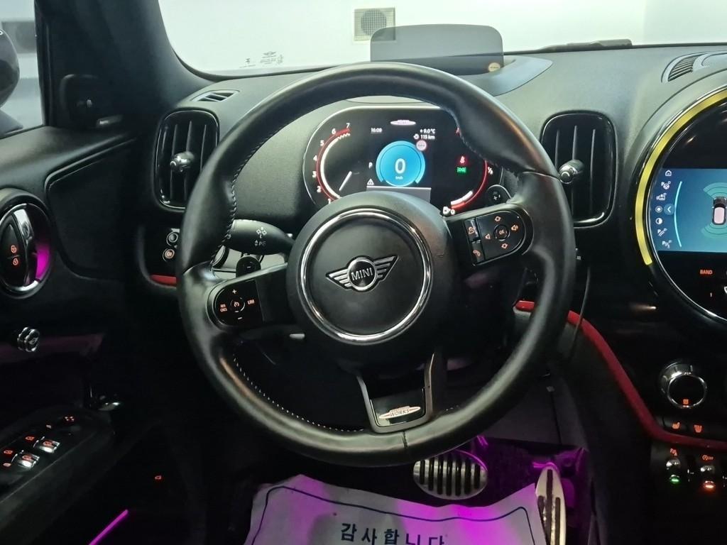 Mini Countryman - Vista 8