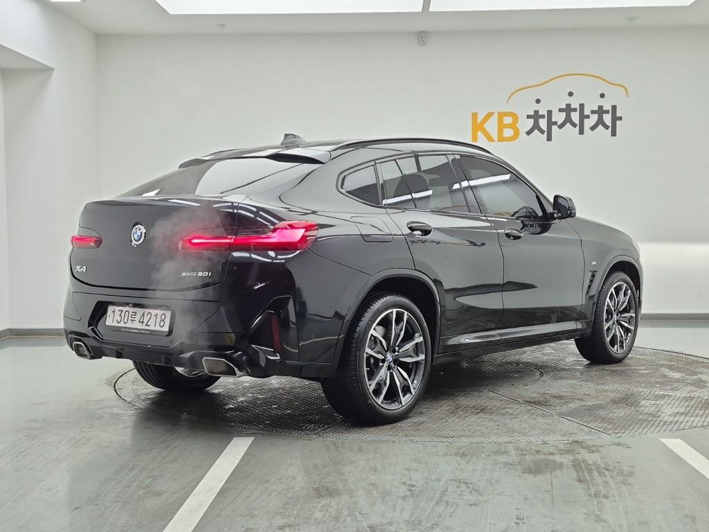 BMW X4 - Vista 4