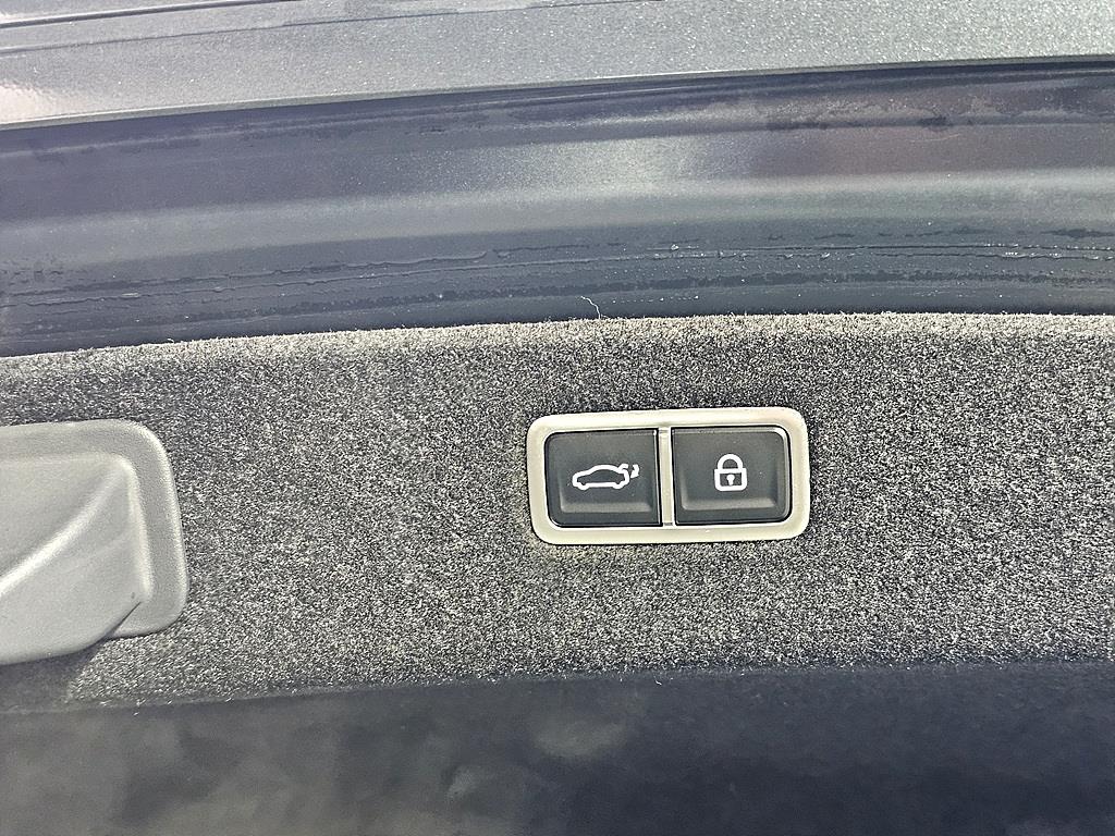 Genesis G90 2023 Verde - Importación desde Corea - HF Imports Iquique - Foto 13