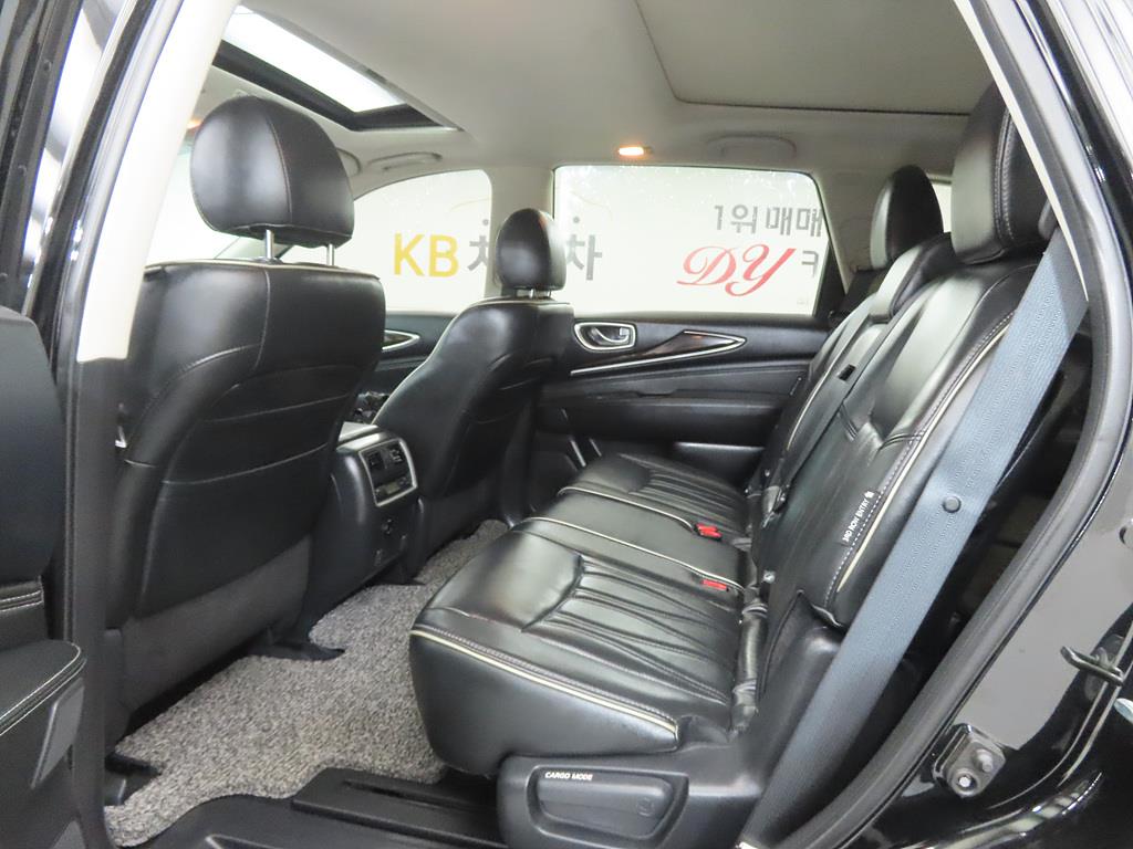 Infiniti QX - Vista 6