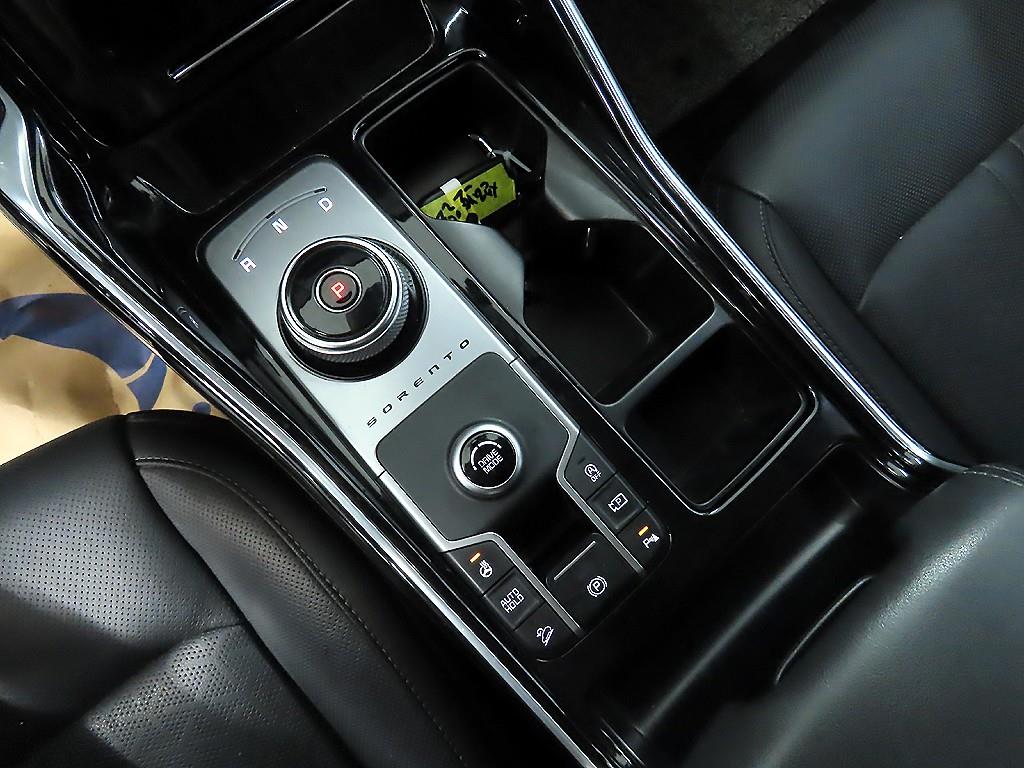 KIA Sorento - Vista 10