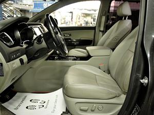 KIA Carnival - Vista 6