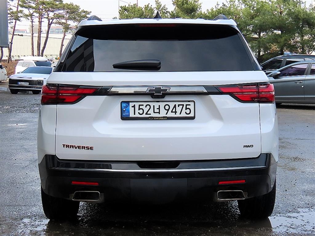 Chevrolet Travers - Vista 4