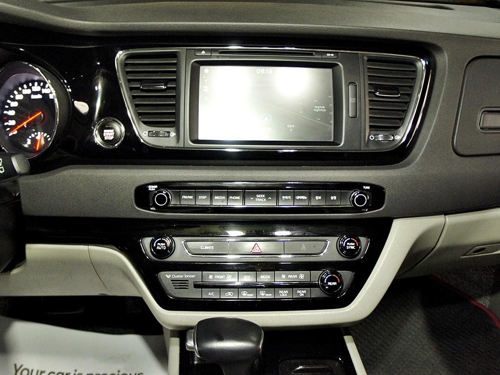 KIA Carnival 2018 Gris - Importación desde Corea - HF Imports Iquique - Foto 10