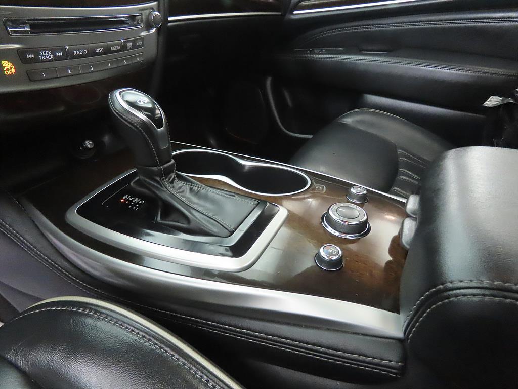 Infiniti QX - Vista 11