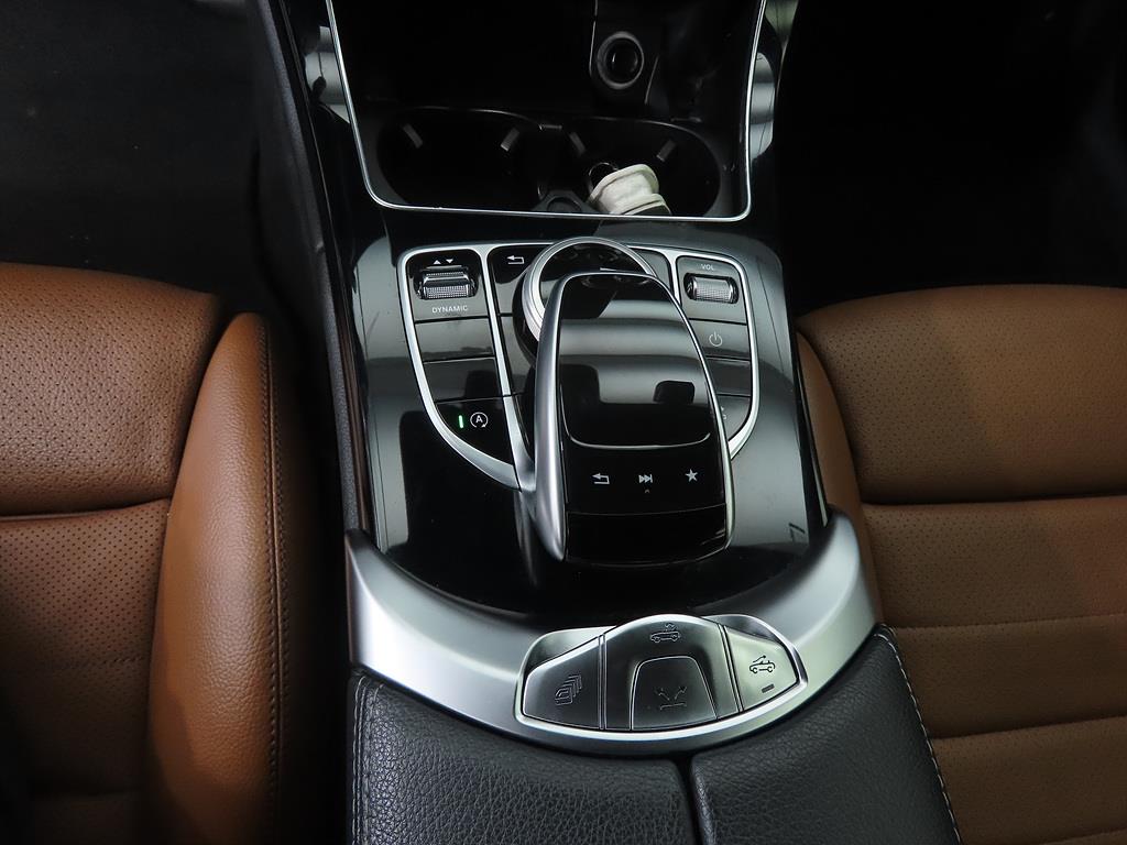 Mercedes Benz C Class - Vista 12