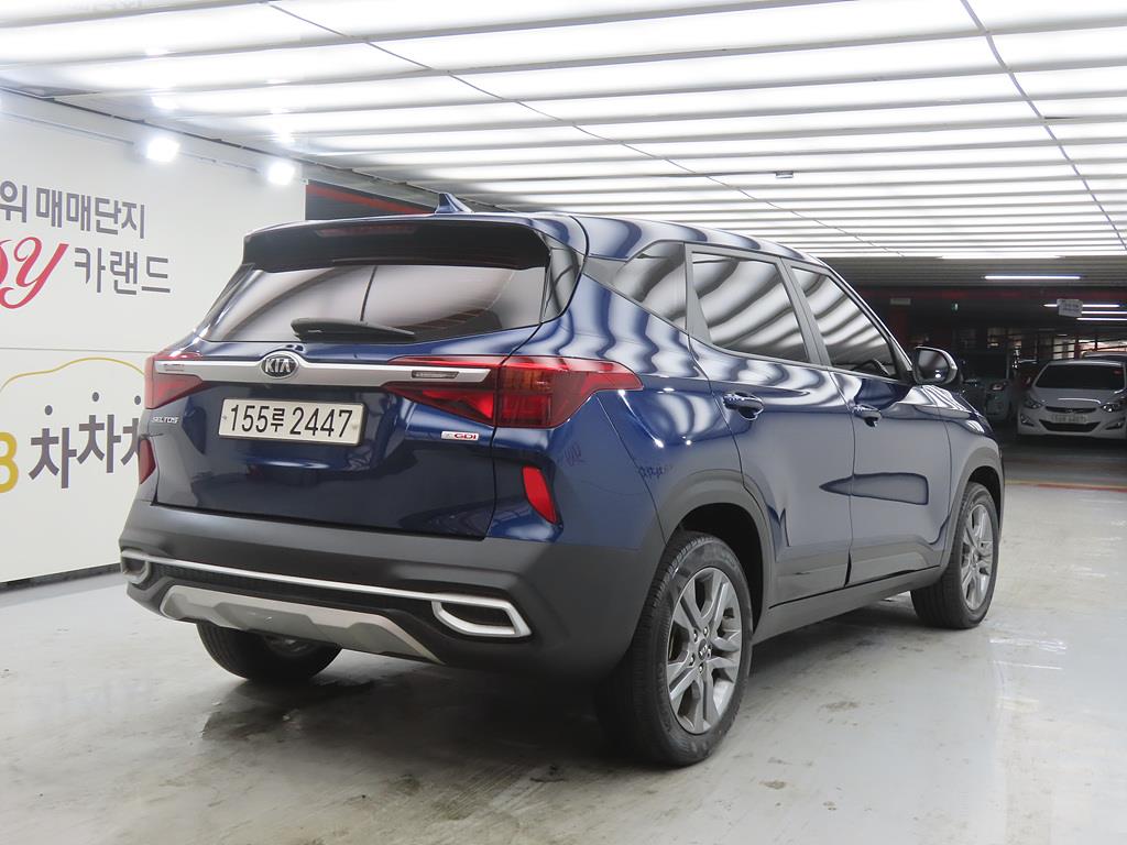 KIA Seltos - Vista 4