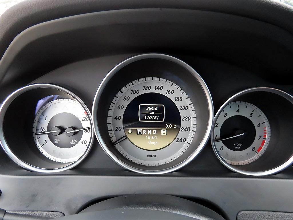 Mercedes Benz C Class - Vista 9