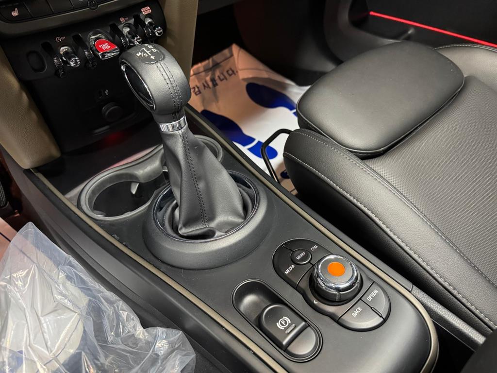 Mini Countryman - Vista 12