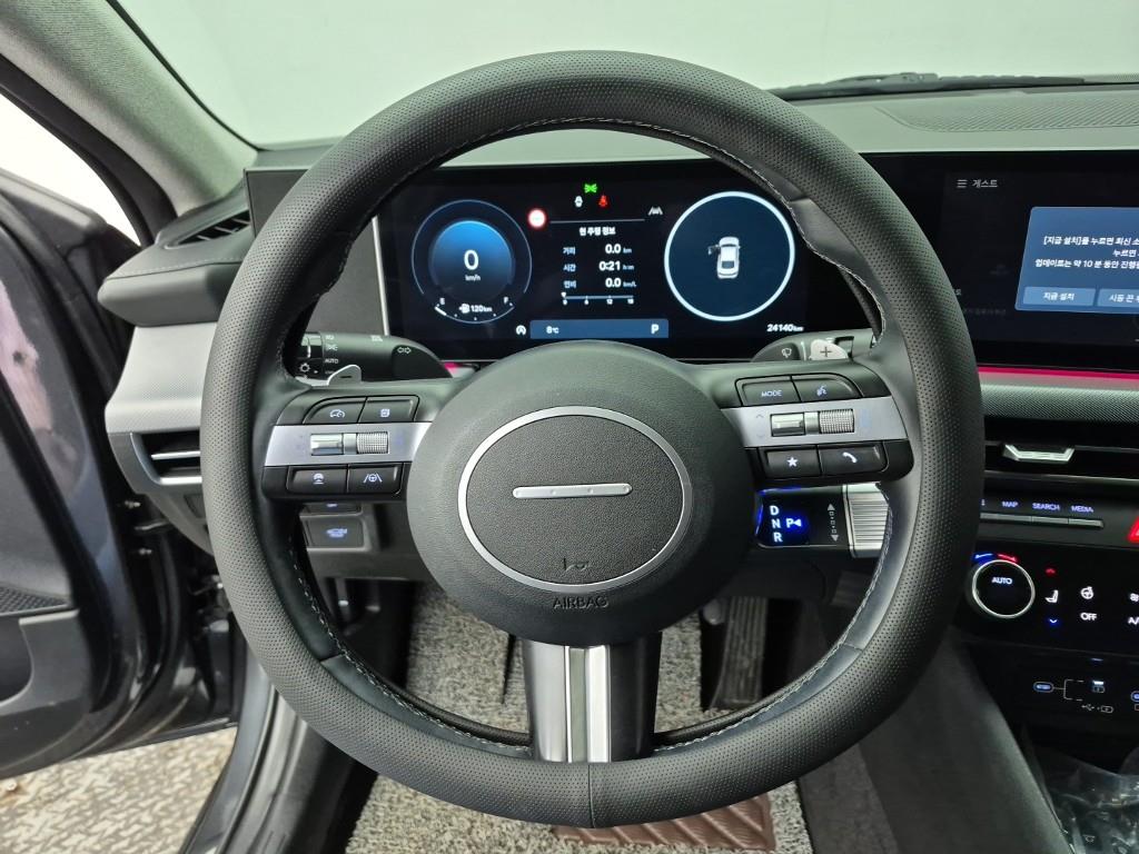 HYUNDAI Sonata - Vista 9