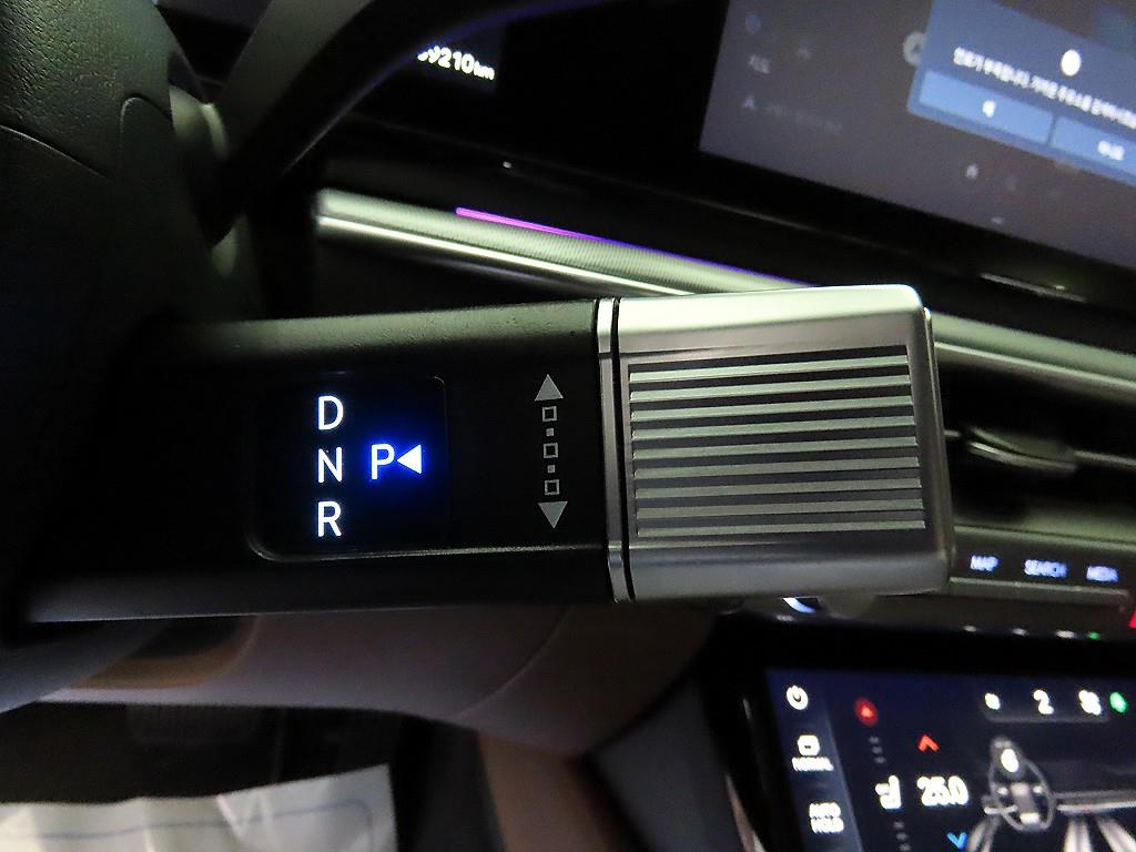 HYUNDAI Grandeur - Vista 12