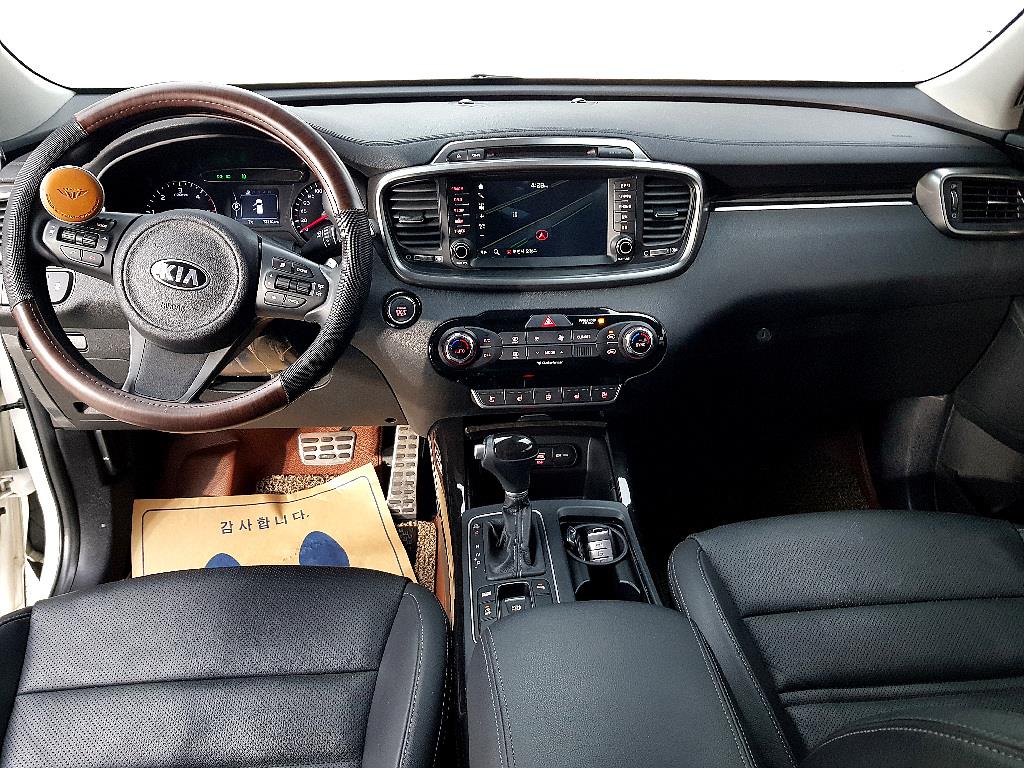 KIA Sorento - Vista 5