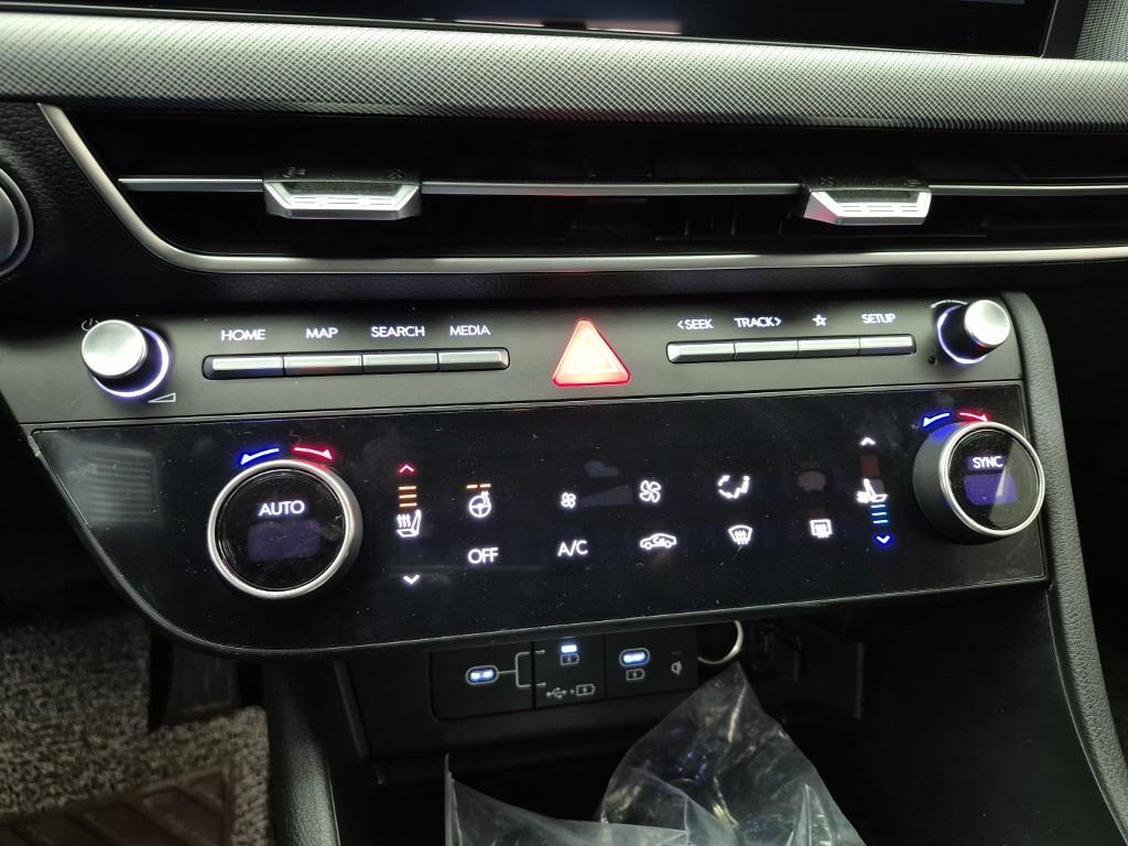 HYUNDAI Sonata - Vista 10