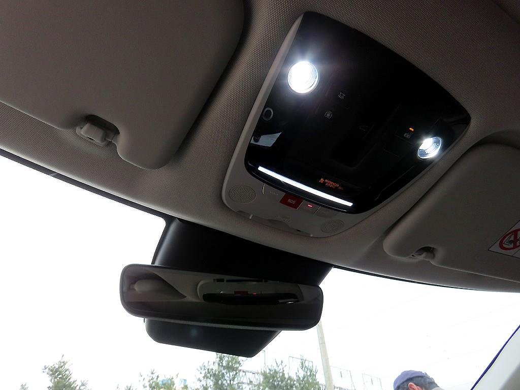 KIA EV6 2022 Blanco - Importación desde Corea - HF Imports Iquique - Foto 13