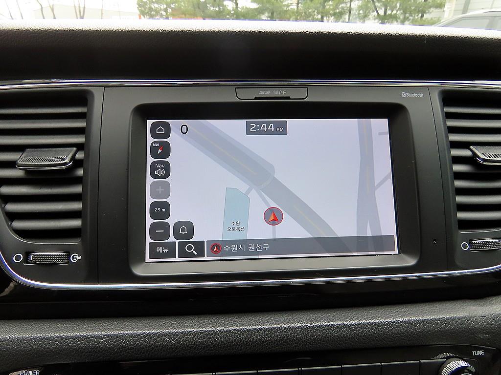 KIA Carnival 2019 Blanco - Importación desde Corea - HF Imports Iquique - Foto 13