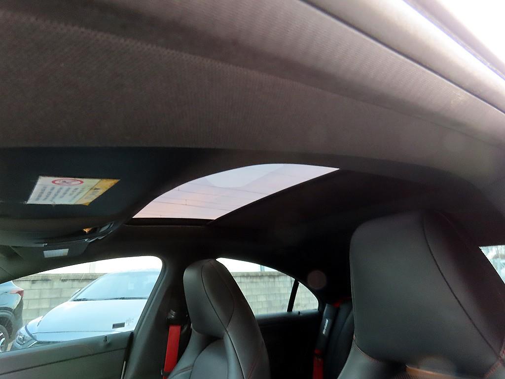 Mercedes Benz CLA Class 2017 Blanco - Importación desde Corea - HF Imports Iquique - Foto 18