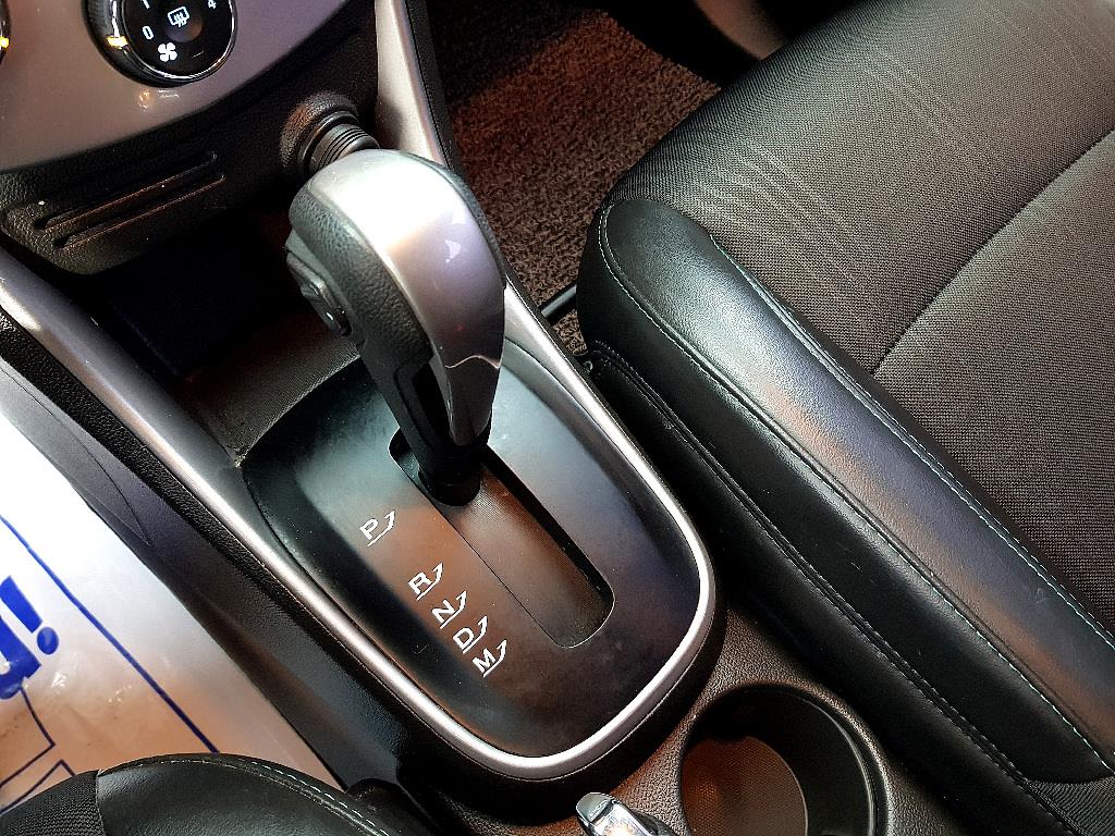 Chevrolet Cruise 2013 Blanco - Importación desde Corea - HF Imports Iquique - Foto 14