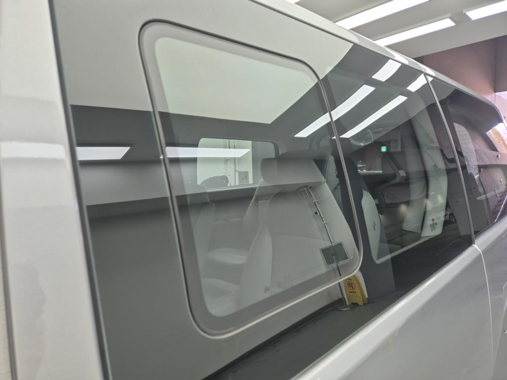 HYUNDAI Starex 2017 Gris - Importación desde Corea - HF Imports Iquique - Foto 18