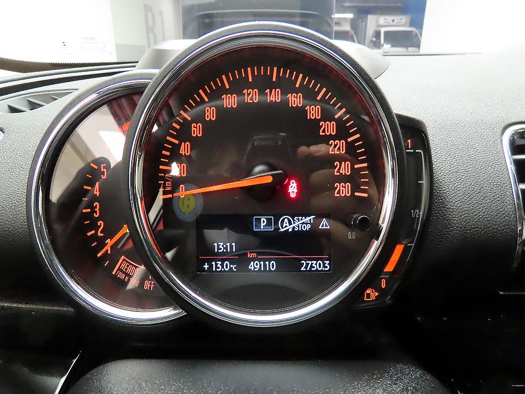 Mini Clubman - Vista 6