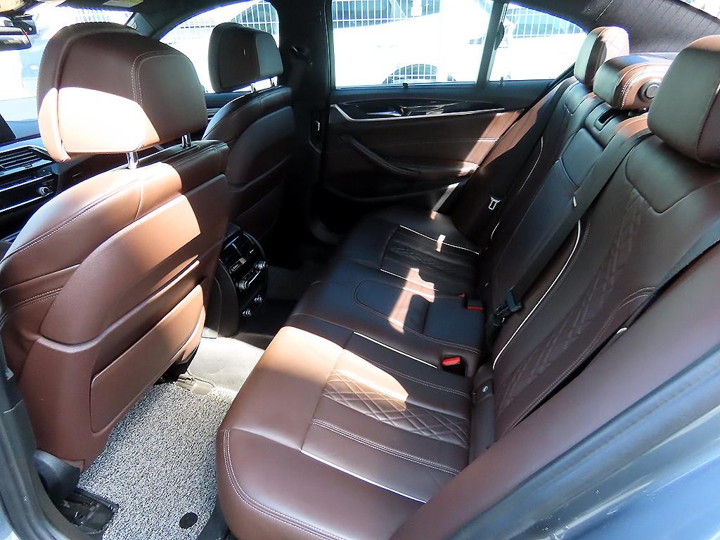 BMW 5 Series - Vista 6