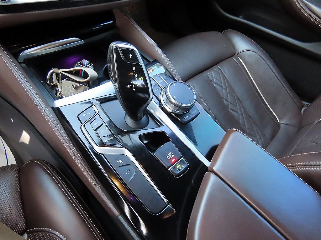 BMW 5 Series - Vista 11