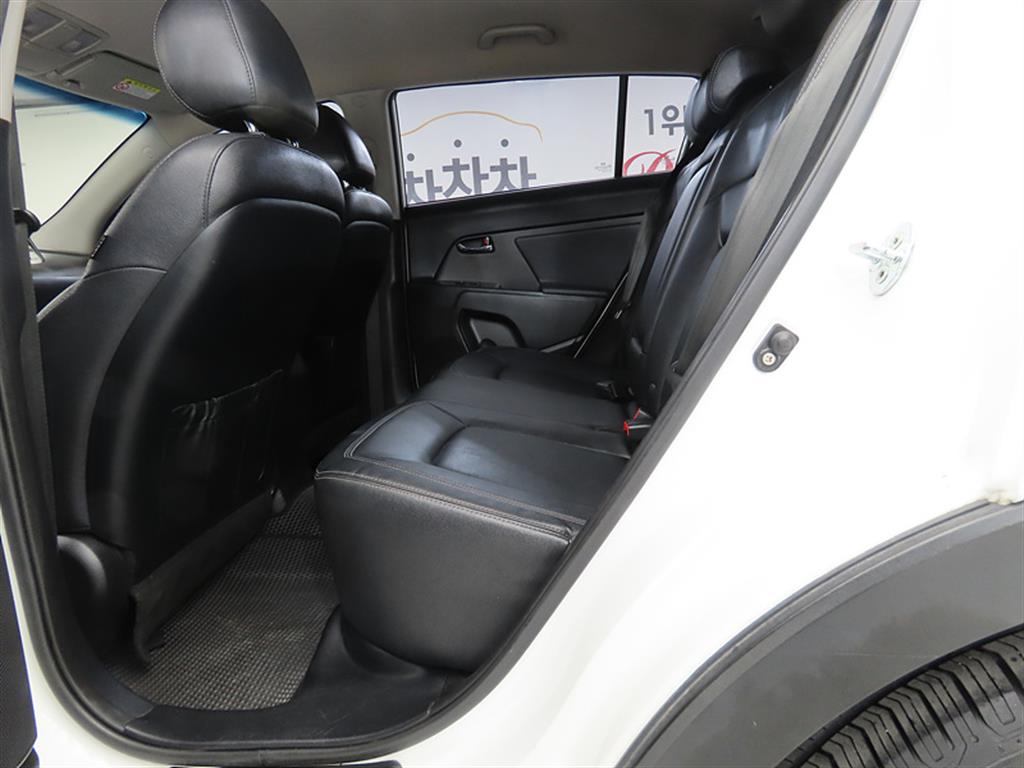 KIA Sportage - Vista 6