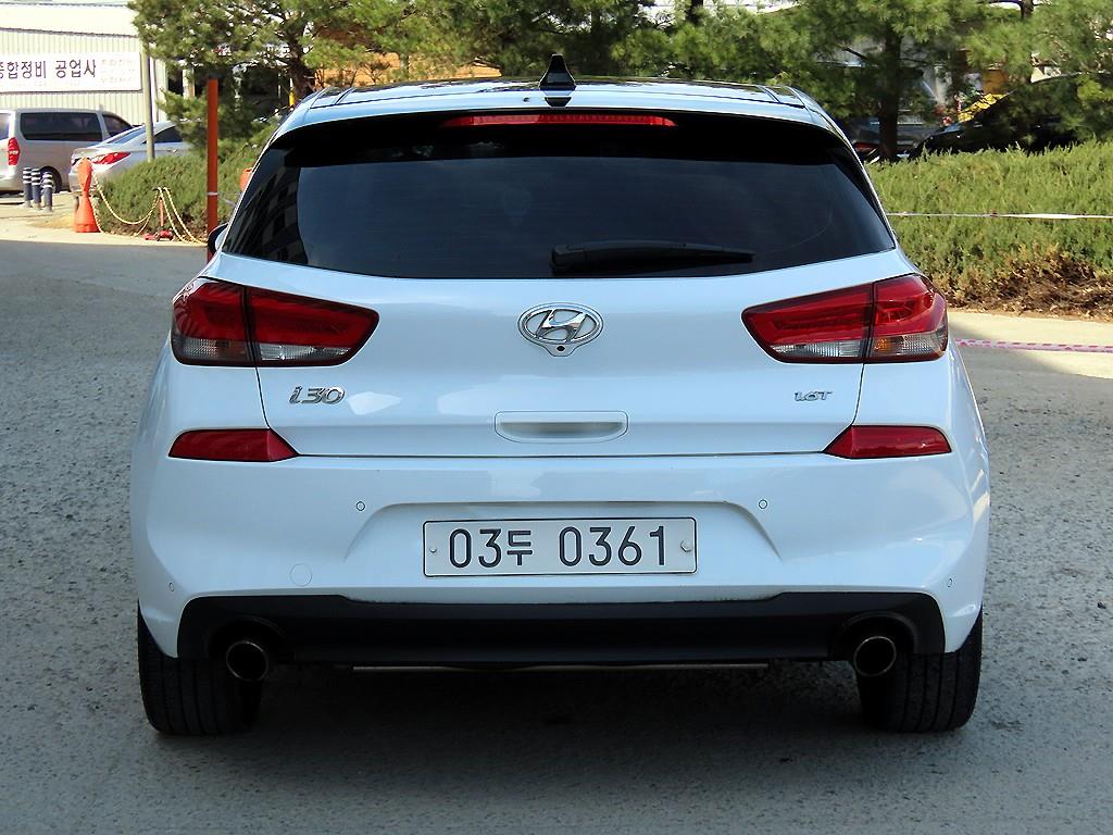 HYUNDAI i30 - Vista 4