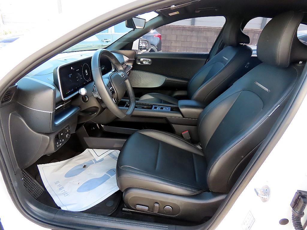 HYUNDAI Ioniq 6 - Vista 5