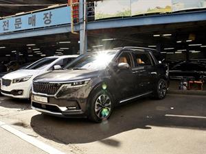 KIA Carnival - Vista 4