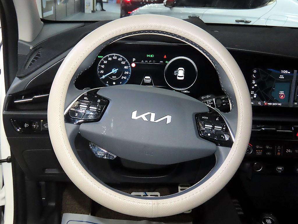 KIA Niro - Vista 8