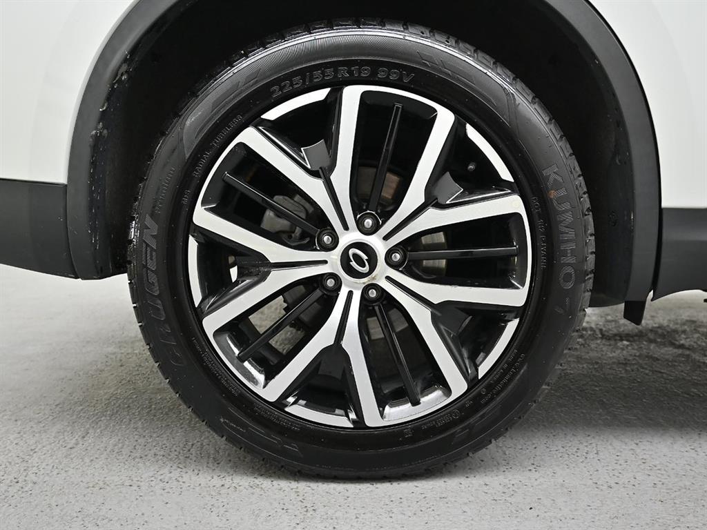 SAMSUNG QM6 - Vista 5