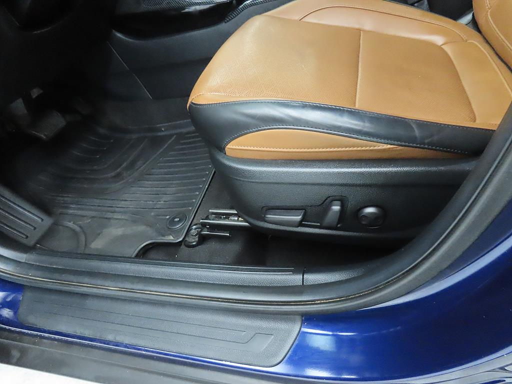 KIA Seltos - Vista 10