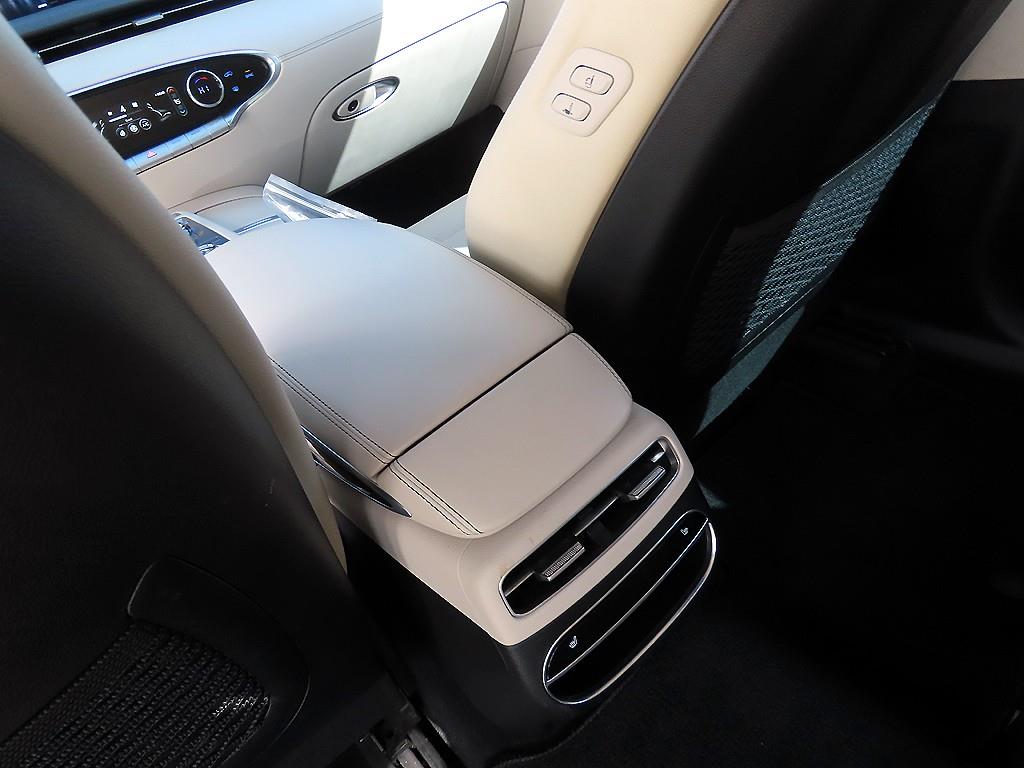 Genesis GV70 2021 Blanco - Importación desde Corea - HF Imports Iquique - Foto 16