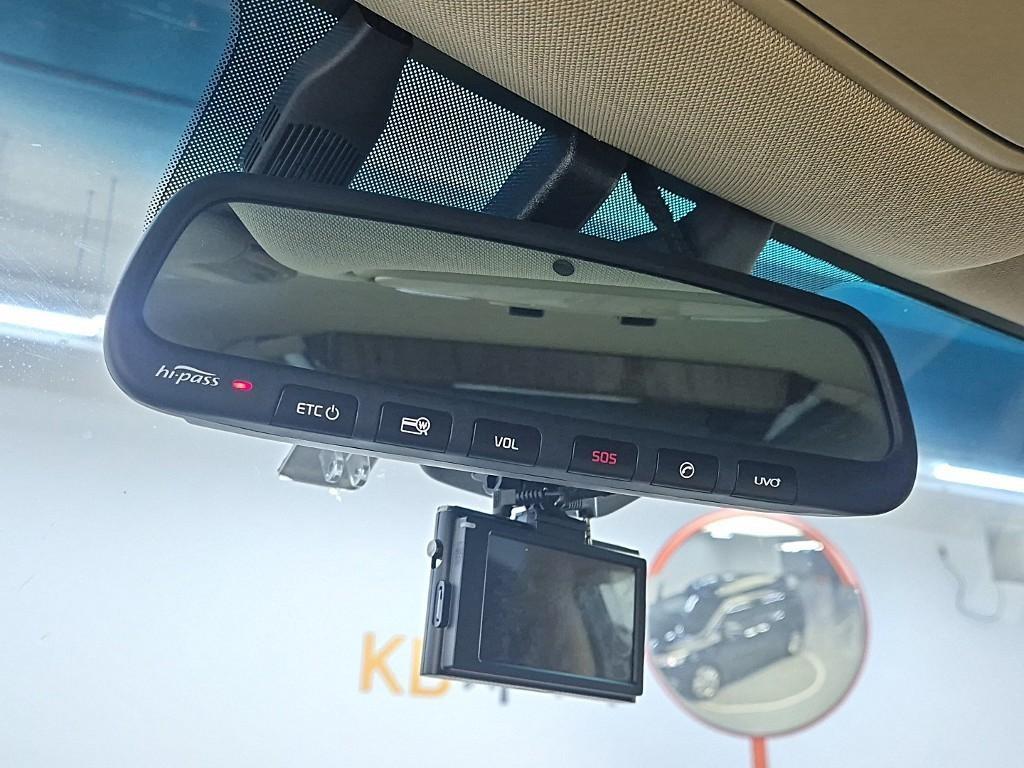 KIA Carnival 2016 Negro - Importación desde Corea - HF Imports Iquique - Foto 16