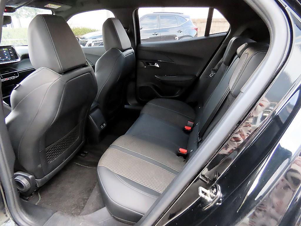 Peugeot 2008 - Vista 6