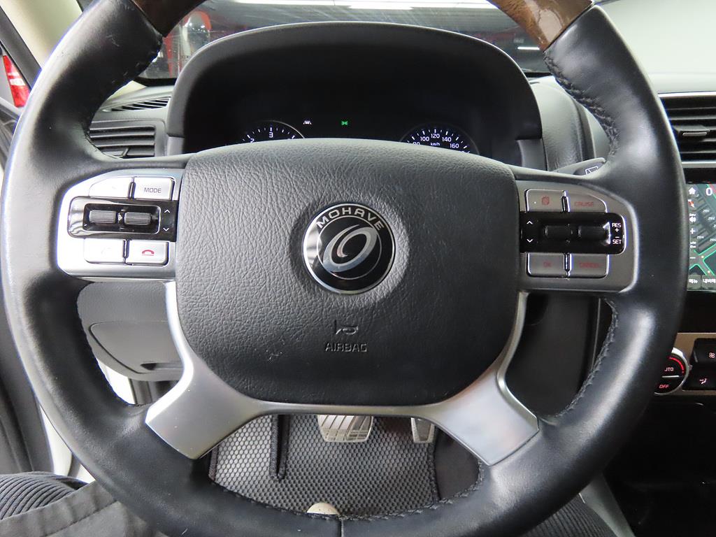 KIA Mohave - Vista 10