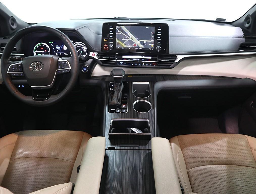 Toyota Siena - Vista 5