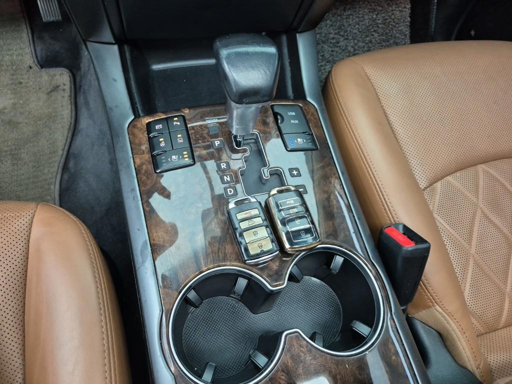 KIA Mohave - Vista 8