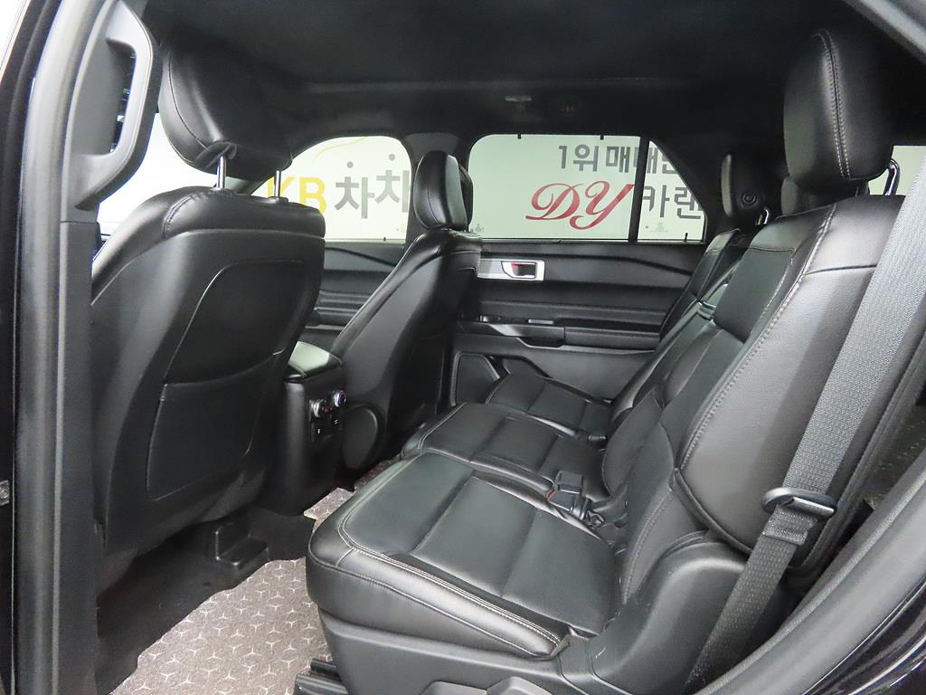 Ford Explorer - Vista 6